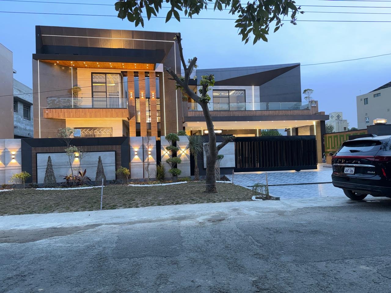 Construction company in Lahore, Bricks and Build project site